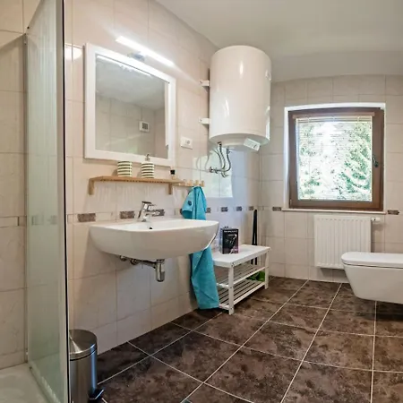 Apartma Lisica Апартаменты